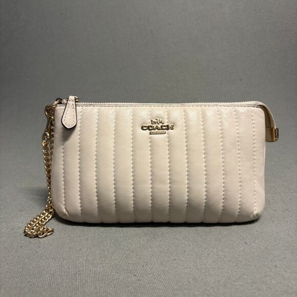 Coach Nolita 19 With Chain With Linear Quilting Chalk White - Picture 1 of 16